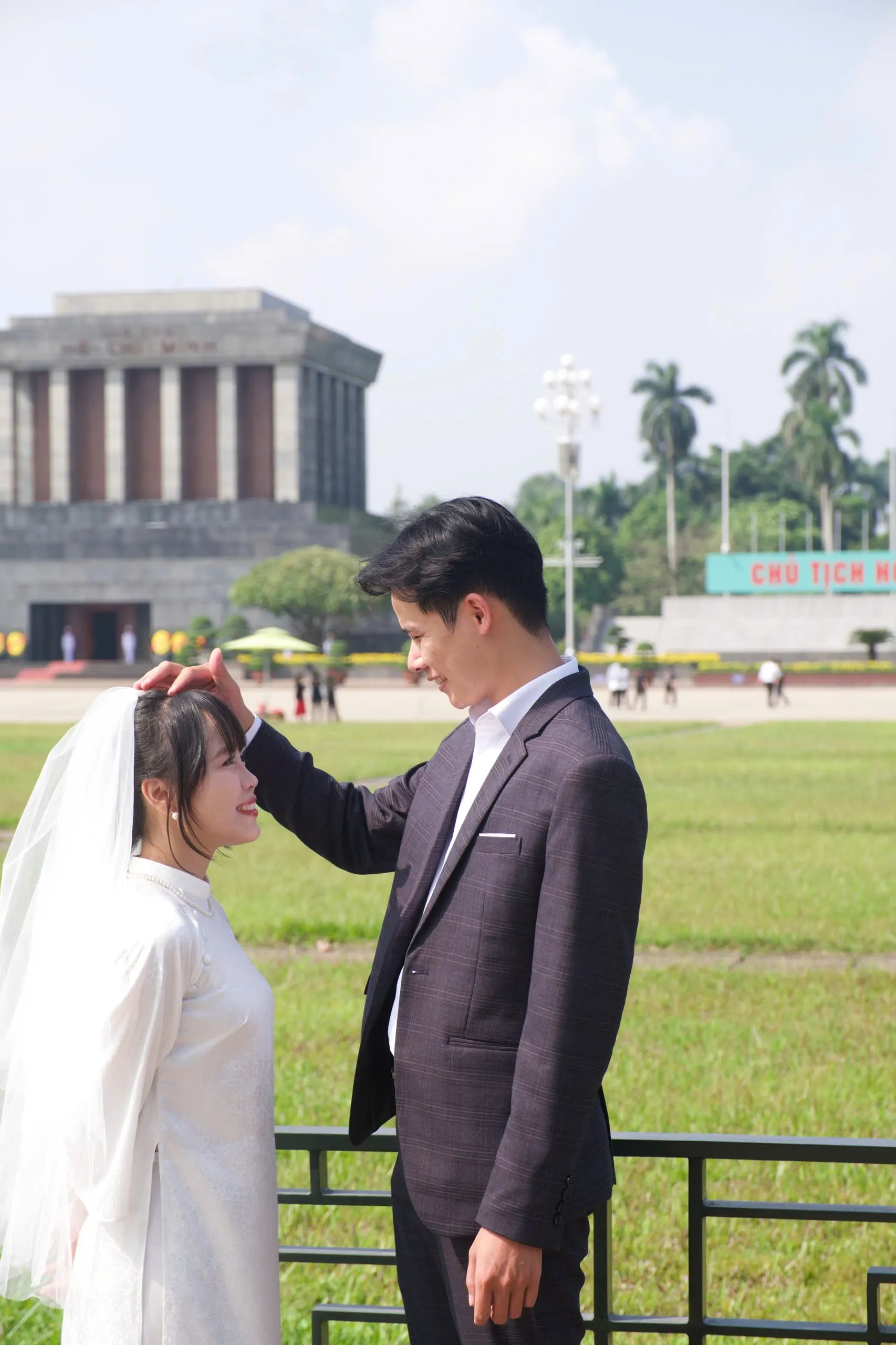 Khoảnh khắc cưới của Mai Trọng & Vũ Thu